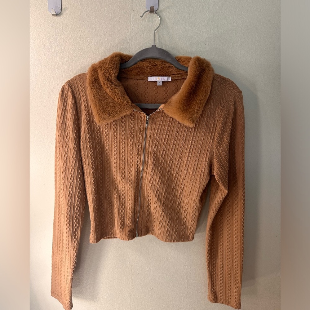 Ribbed Coati with fur collar! Brand new, never worn, high quality material.